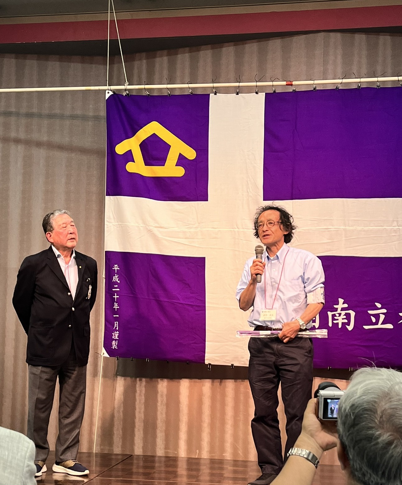 恒例の徳光さんによる新幹事紹介