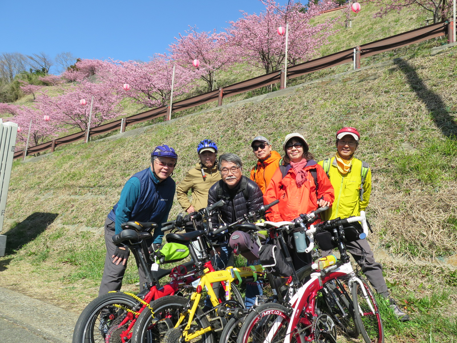 急坂にもめげず🚲🚲完歩！