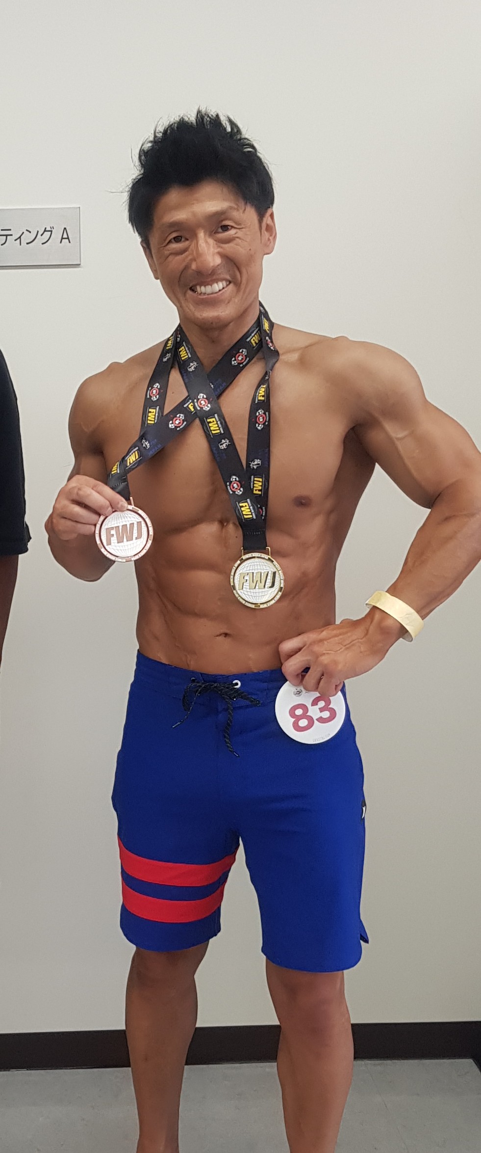 【非売品】FWJ 優勝トロフィー　フィジーク　ボディビル　リフト　クロノス Taito Sasaki / アナスペ 🇯🇵🇦🇺 | ドバイプロ優勝者たち