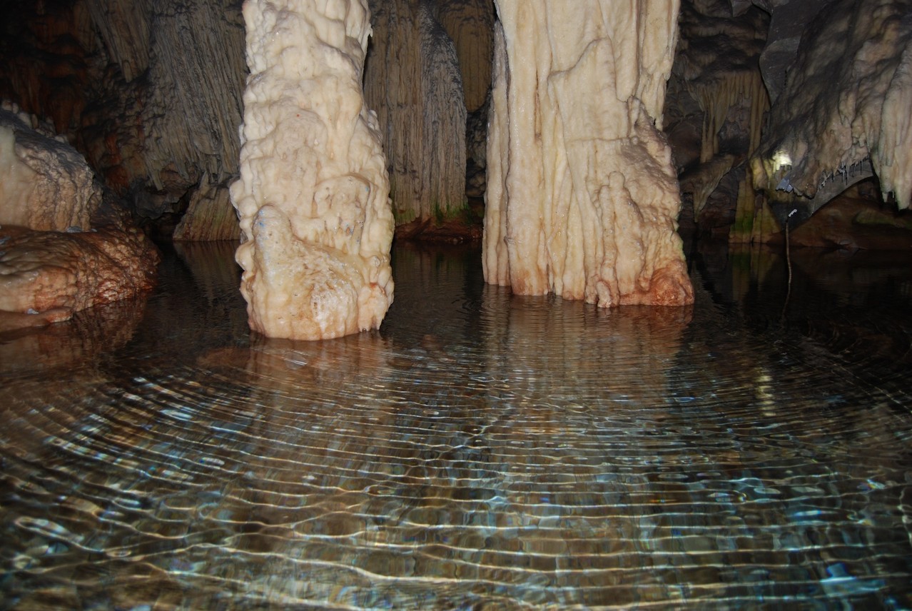 Die Höhlen von Pirgos Dirou