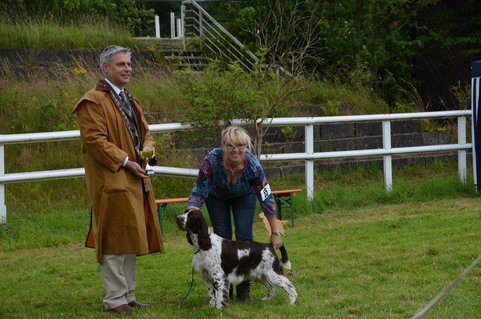 Felicitous Dawn "Hoppla" Bester Jüngstenhund der Show an beiden Tagen