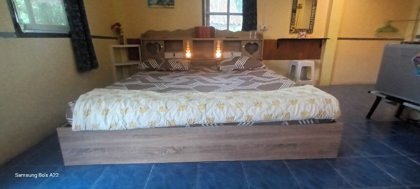 New king beds..