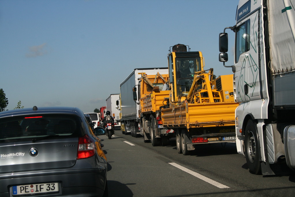 Wie sollten wir uns als Fahrer verhalten? - szymmis Fahrschulen