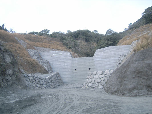 第一有村川3号堰堤工事