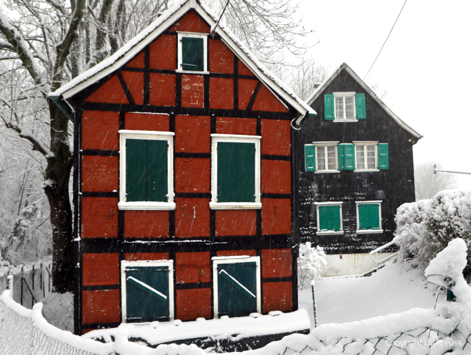  The Red House in snow, February 2021