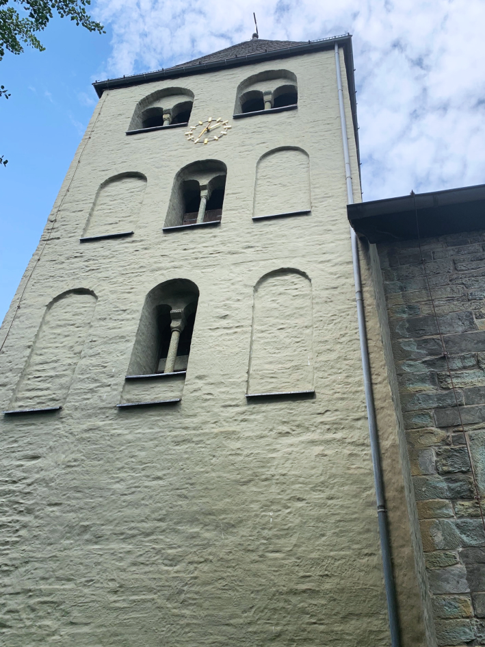 The St. Urbanus Church in Weslarn near House Ahse
