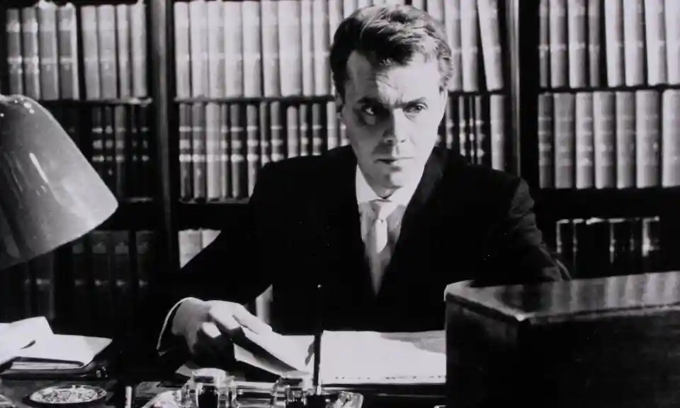 Dirk Bogarde in Victim