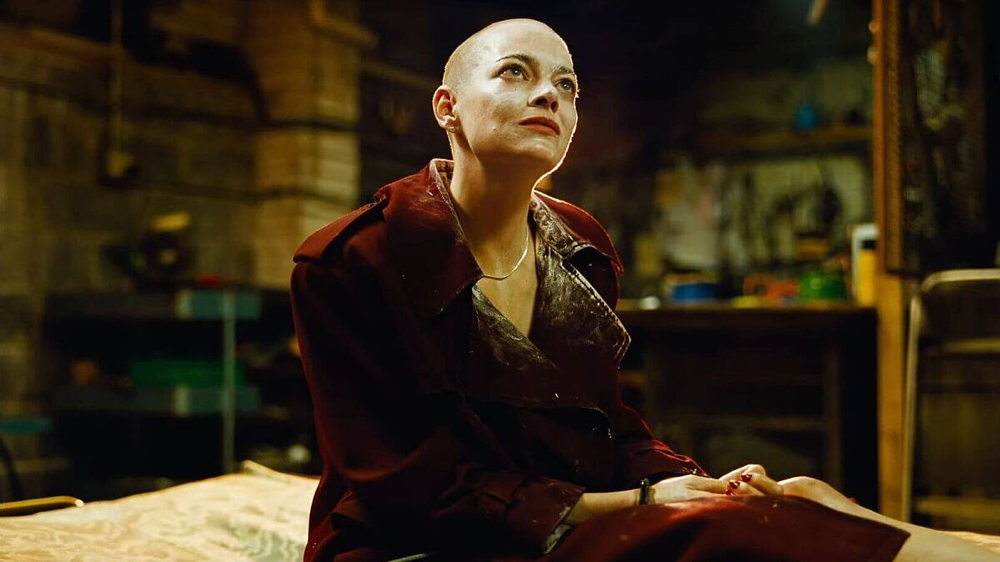 Emma Stone in Bugonia