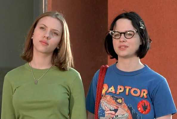 Scarlett Johansson & Thora Birch in Ghost World