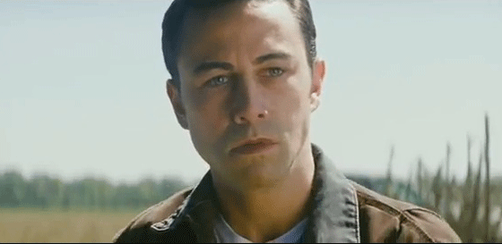 Joseph Gordon-Levitt in Looper