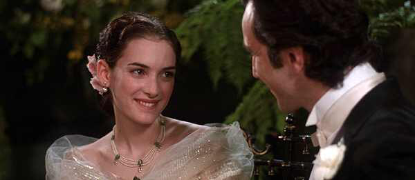 Winona Ryder & Daniel Day-Lewis in The Age of Innocence