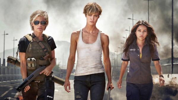Linda Hamilton, Justin Bieber & Natalia Reyes in Dark Fate