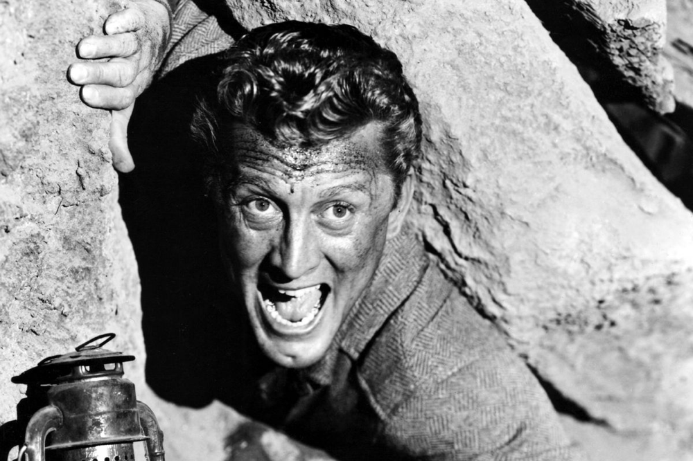 Kirk Douglas in Ace In The Hole