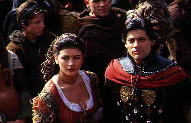 Catherine Zeta-Jones & George Corraface in Christopher Columbus: The Discovery