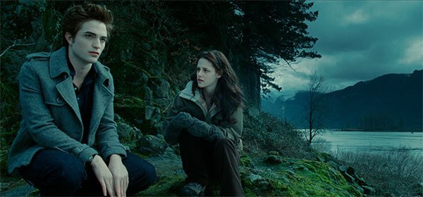 Robert Pattinson & Kristen Stewart in Twilight