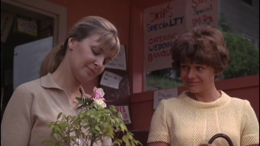 Joanne Woodward & Estelle Parsons in Rachel, Rachel