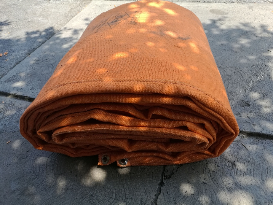 VENTA DE LONAS IGNIFUGAS - BLOSBIT MÉXICO. 