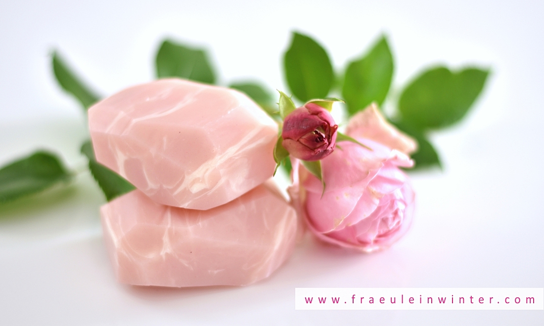 Glücksschwein – fräulein wunderstoff Rosenseife - Fräulein Winter - Seife und DIY