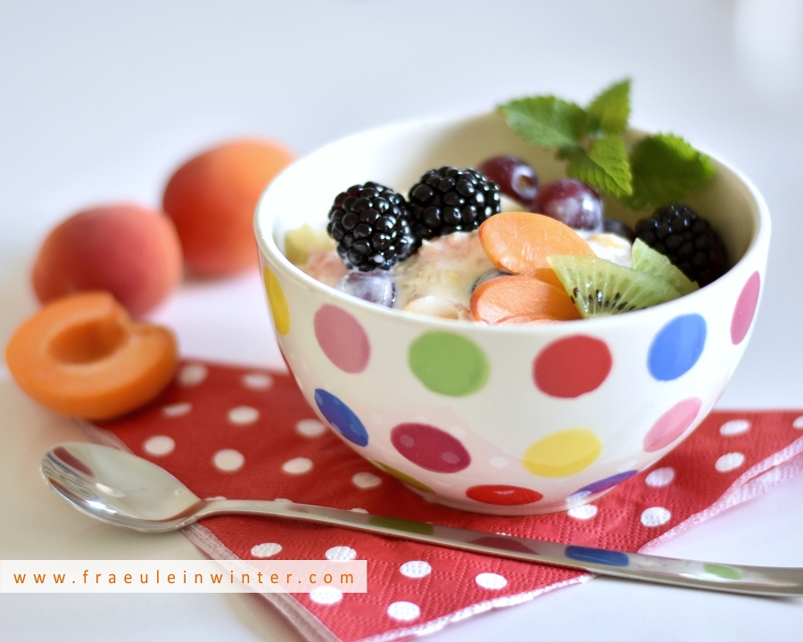 Müsli mit frischen Früchten | Fraeulein Winter