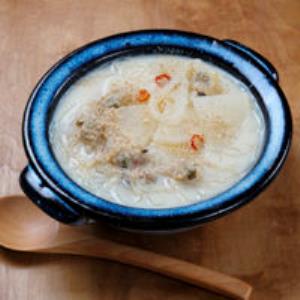 大根と春雨の豆乳味噌スープ