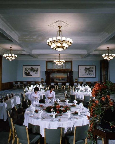 Inside the Great Hall of People 07