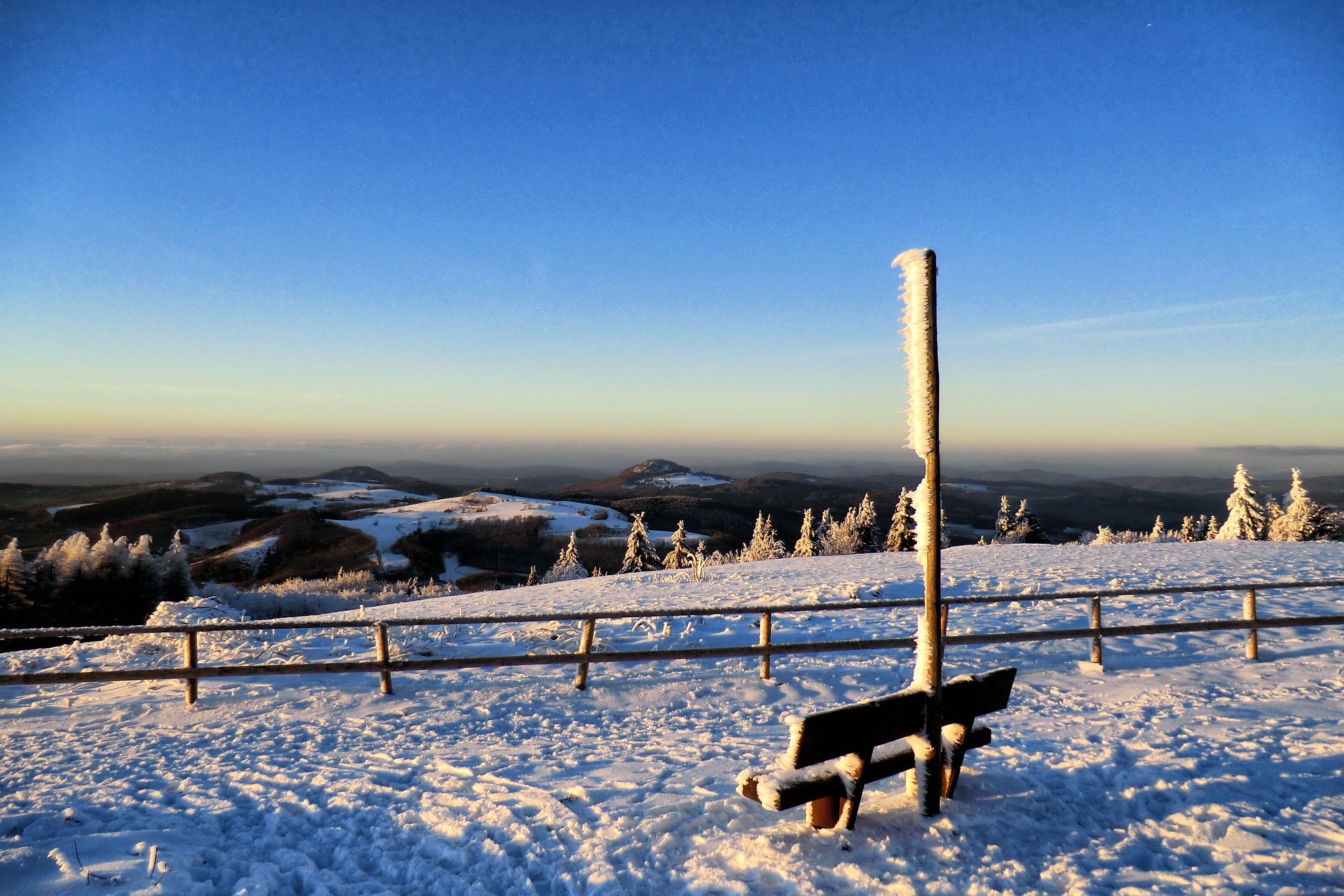 Winter in der Rhön- auf der Wasserkuppe