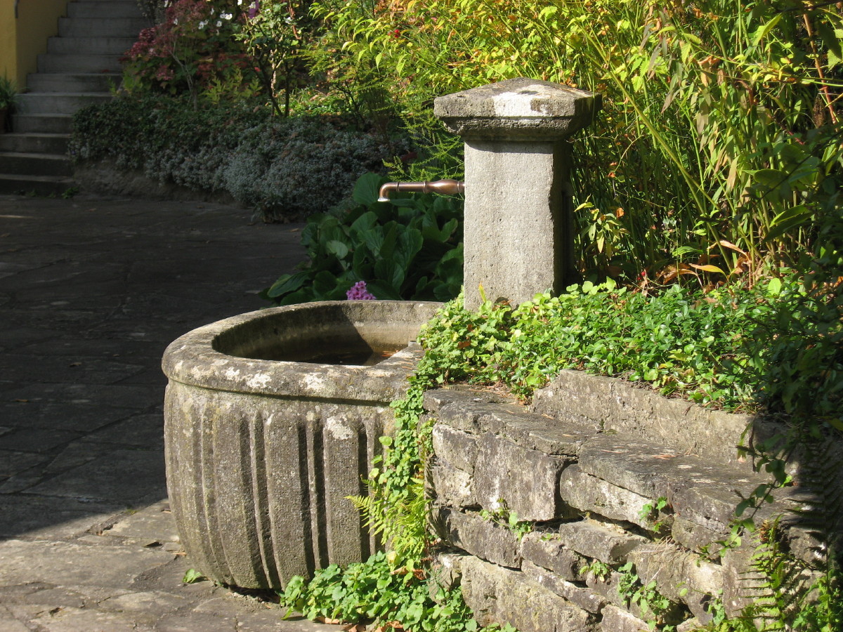 Brunnen im Garten