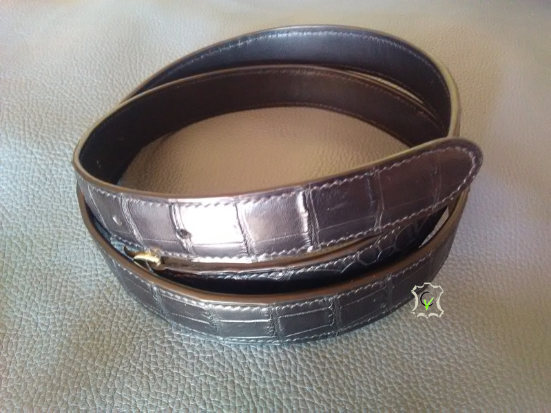 ceinture en alligator, couture manuelle au point sellier, largeur 30mm