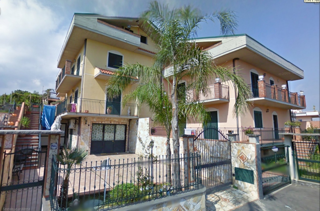 VILLE A SCHIERA, VIA TORRETTA - PENNISI (FRAZ. ACIREALE)