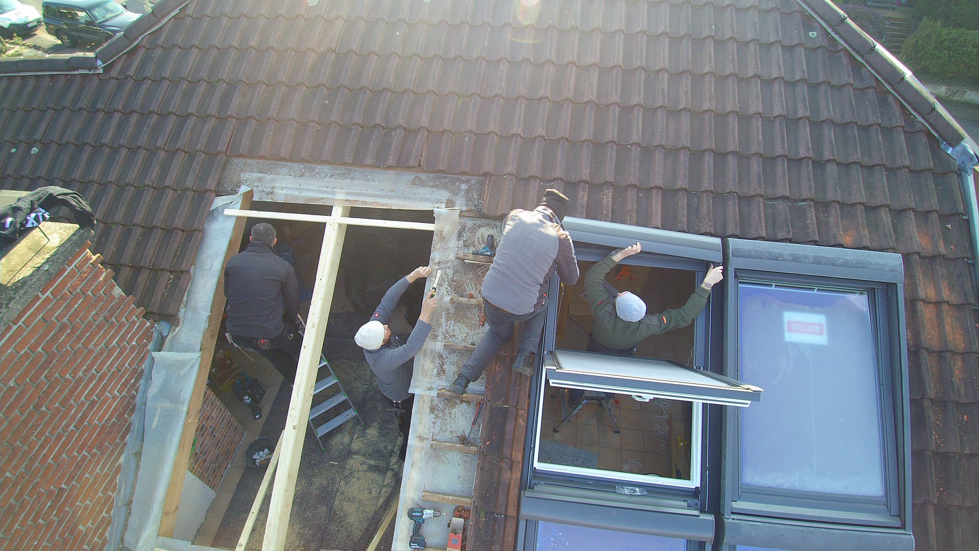Einbau VELUX-Dachfenster "Quartett" mit Rollläden - Lichtlösung
