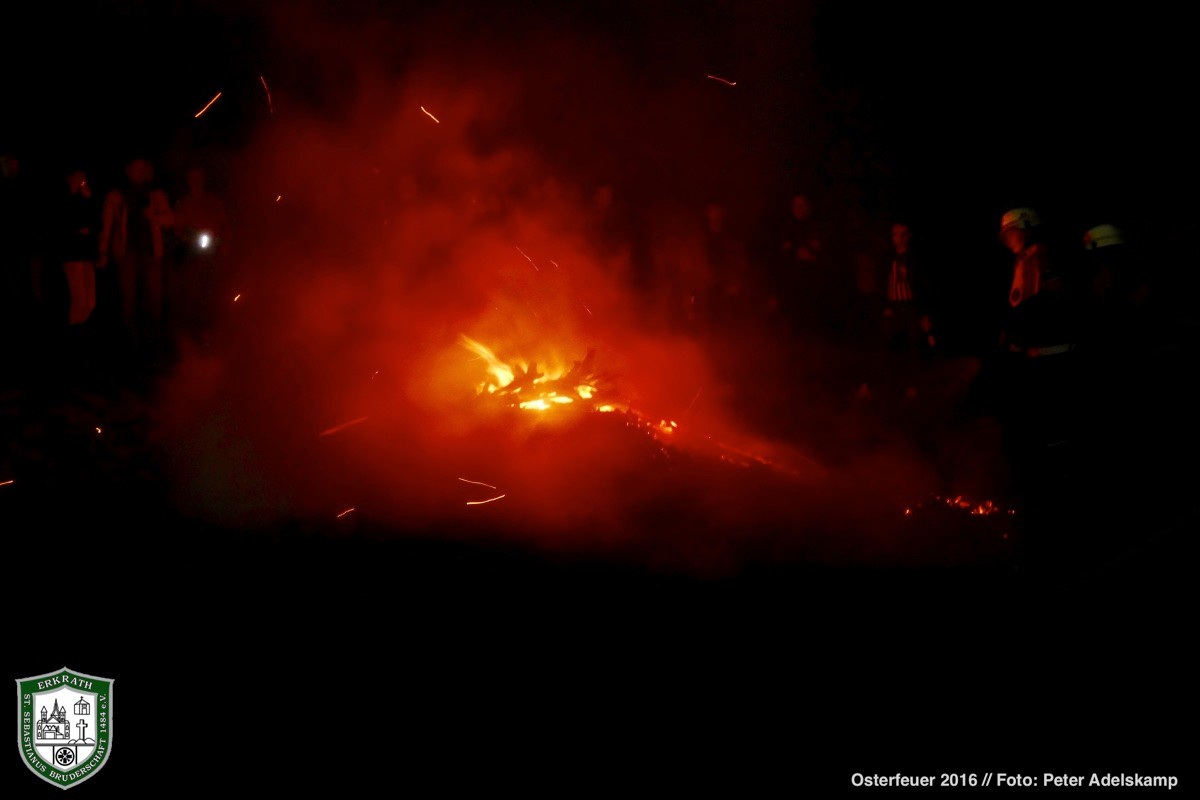 Osterfeuer 2016. Foto: Peter Adelskamp