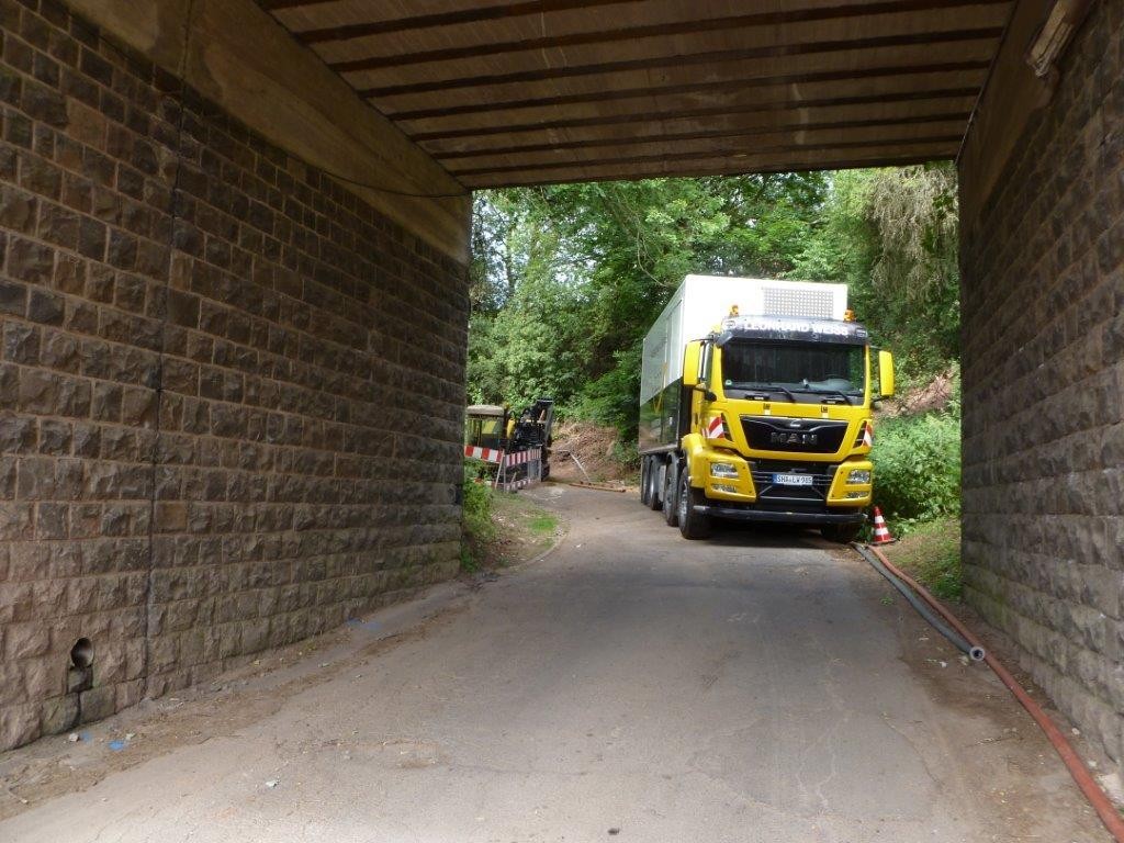 Dörrenbach, Rund Bich Straße, Bohrarbeiten für Anschluss Sonnehof