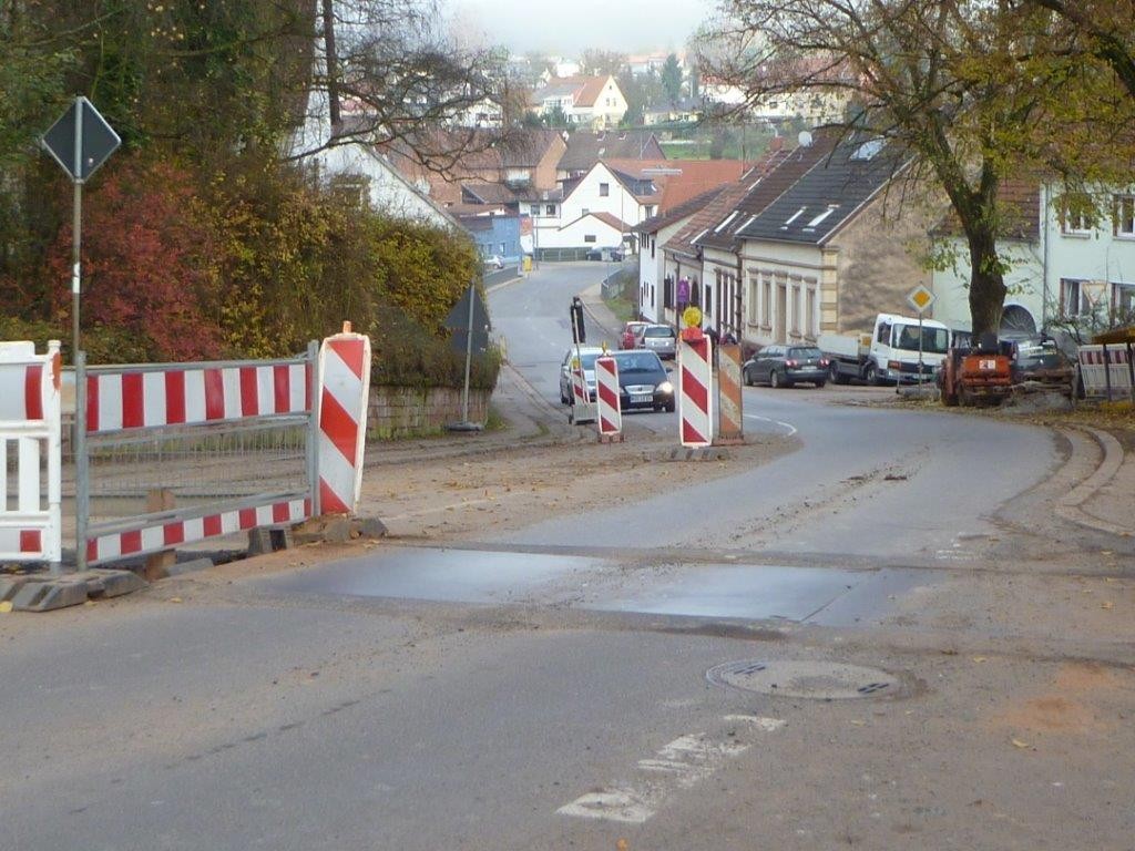 Fürth, Brückenstraße mit Teilfertigstellung