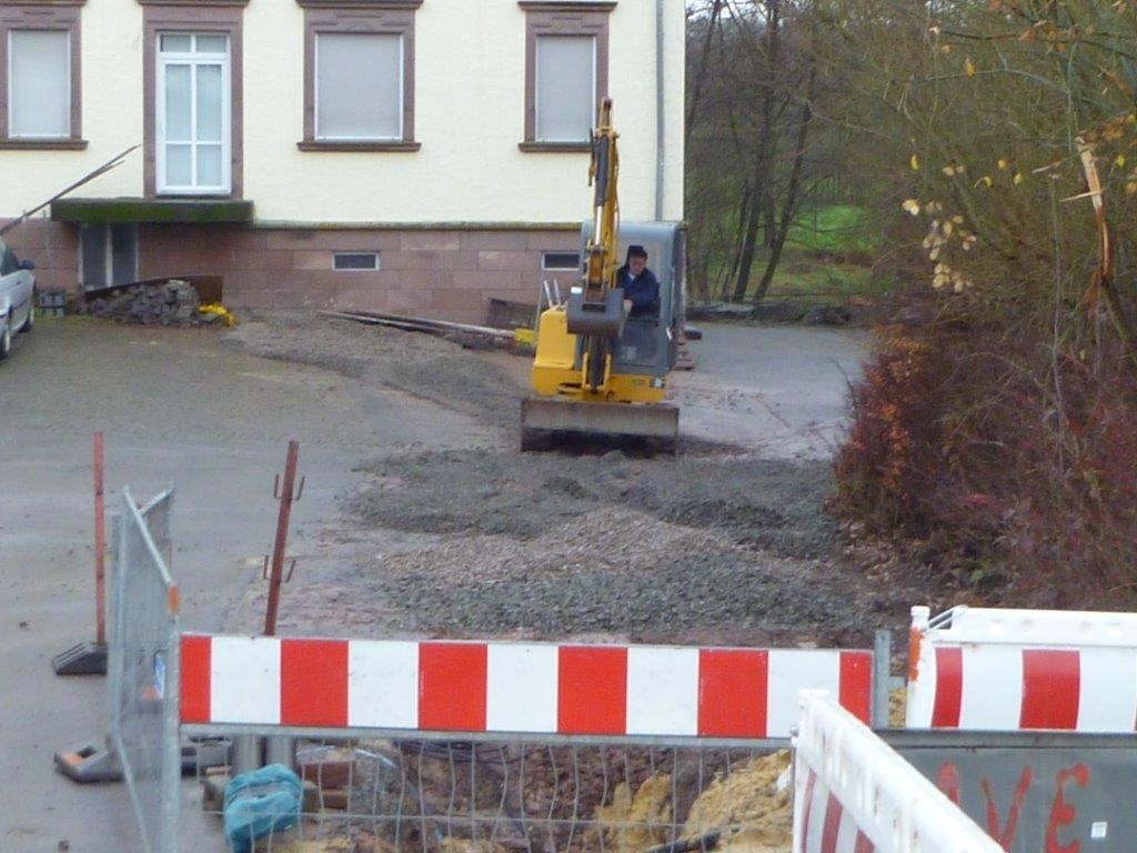 Fürth, Anschlussarbeiten für Mietwohnhaus Engels