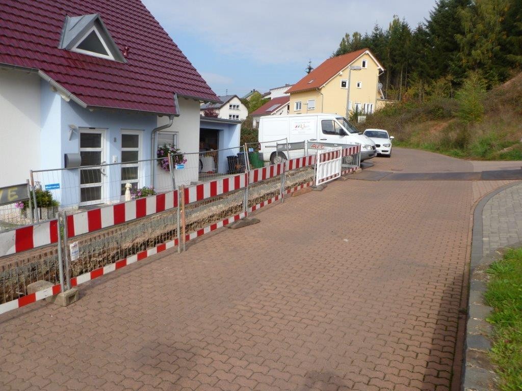 Fürth, Im Watzenborn, Tiefbau mit Rohrverlegung 