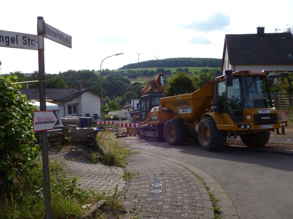 Dörrenbach, Römerstraße, Tiefbau mit Rohrverlegung