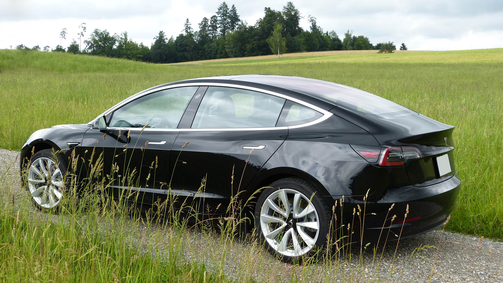 Das erste Tesla Model 3 der Schweiz im Test / Fahrbericht - Elektroauto  Tests, Vergleiche & Beratung für die Schweiz