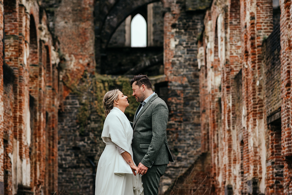 bruidspaar-huwelijksfotografie-trouwreportage-byFotografils-IlseWagemakers-Fotograaf gevestigd in Essen