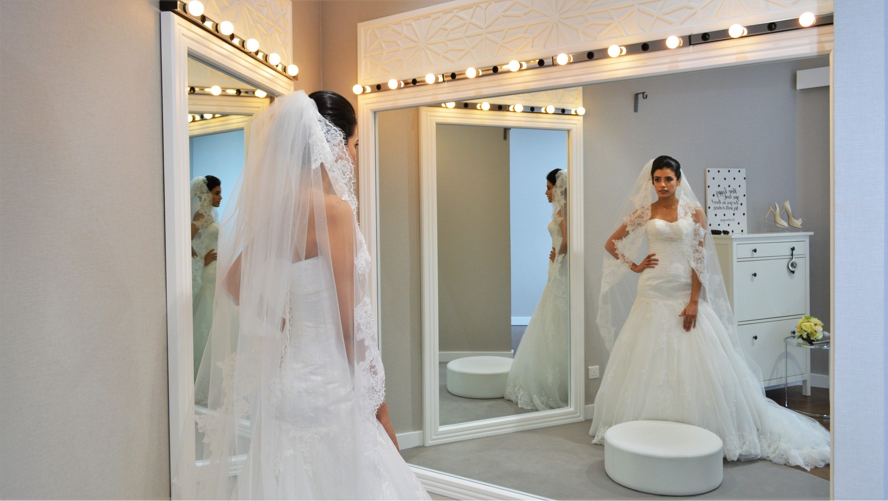 Hochzeit Kleid Umziehen Hochzeit Kleid Umziehen