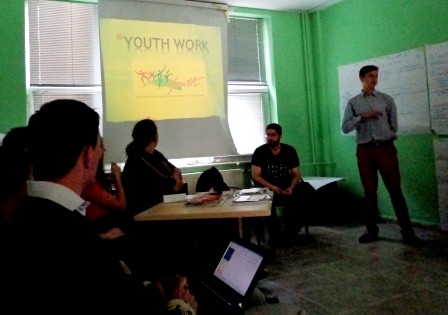 Presentation about outcomes of group work on youth work, motivation, responsibilities and innovative ideas for youth workers and trainers. 