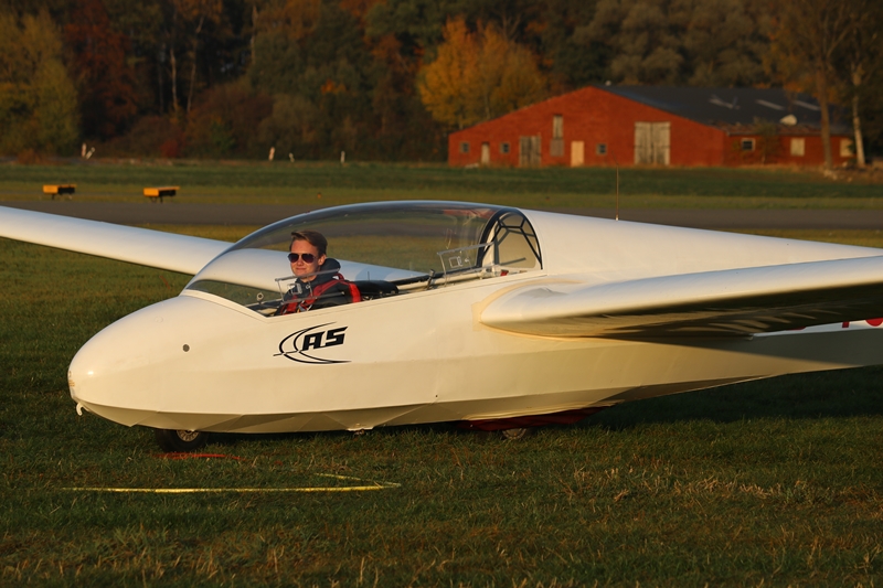 Floris alleine in der ASK 13