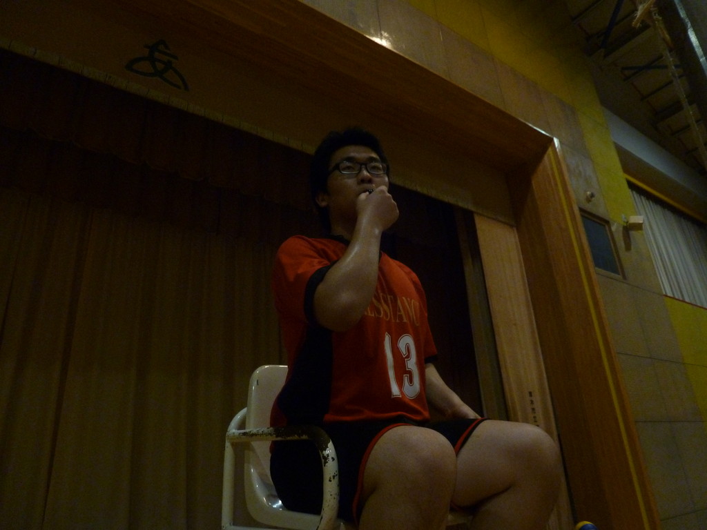 様になっている主審姿