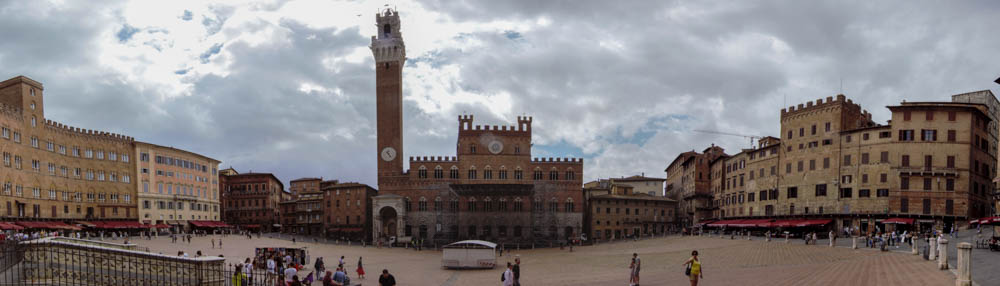 Die Piazza del Campo.