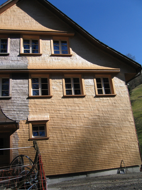 Holzschindeln - Rüegg Bedachungen