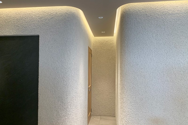 天然土壁そら 掻き落とし リシン掻き アース ジャパン株式会社