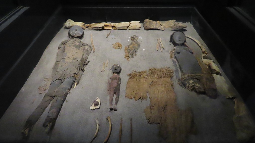 Chinchorro-Mumien, mit 7000 - 8000 Jahren die ältesten der Erde