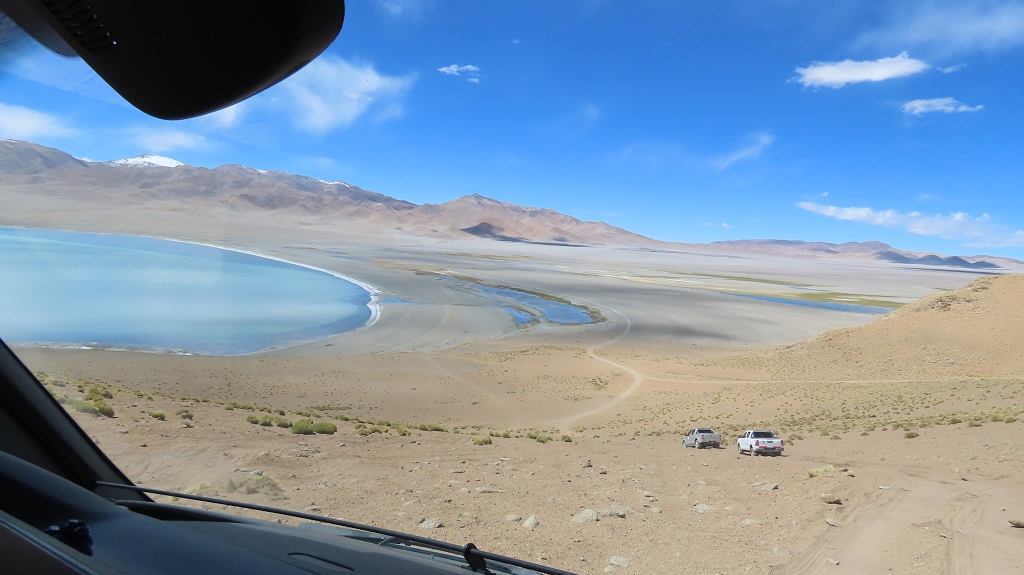 Im Tiefsand runter in die Caldera...