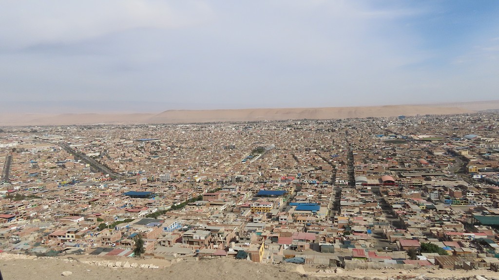 Blick auf Tacna, nah an der Grenze zu Chile