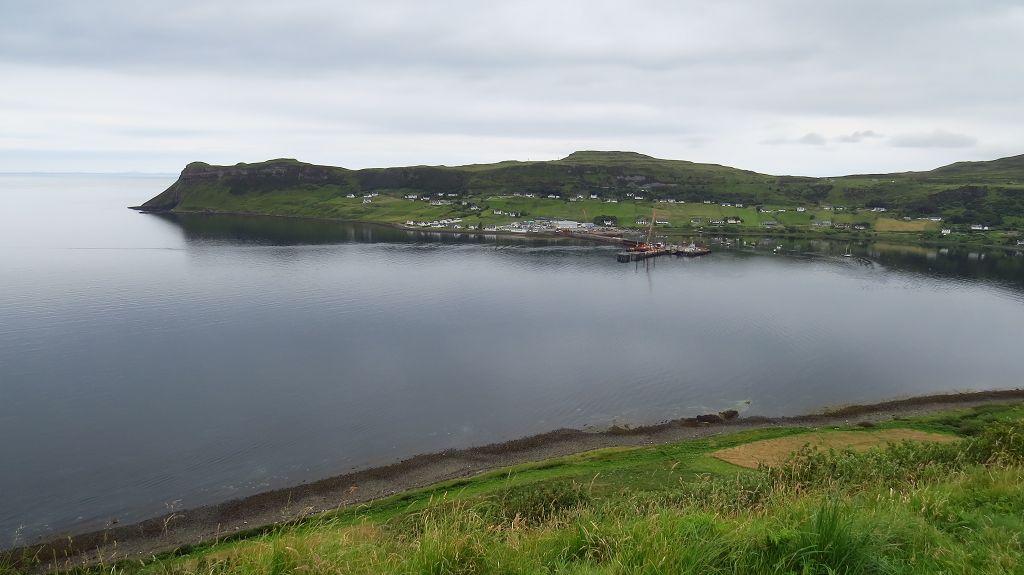 Blick über die Bucht nach Uig