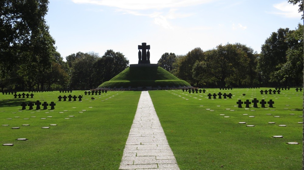 Deutscher Soldatenfriedhof in La Cambe